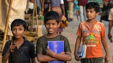 Dans les camps de réfugiés rohingyas du Bangladesh, la grande pauvreté de l'éducation