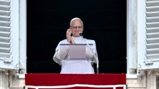 Léon XIV fête ses 70 ans, des fidèles lui souhaitent un joyeux anniversaire au Vatican