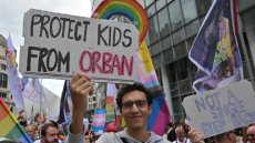 La pride de Bruxelles aux couleurs de celle de Budapest, menacée d'interdiction