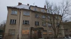 La guerre en Ukraine, des maisons russes et la bureaucratie berlinoise