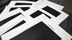 Le gouvernement Trump publie une partie de l'explosif dossier Epstein, aux photos et textes caviardés