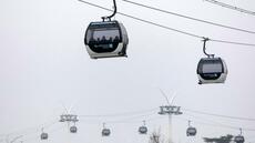 C'est comme au ski!: le premier téléphérique urbain d'Île-de-France a pris son envol