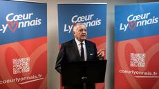 Aux municipales, l'essor de novices face aux professionnels de la politique