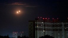 Ukraine: une nouvelle attaque russe fait huit morts à Kiev et dans sa région