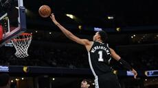 NBA: les Spurs chutent à Memphis malgré Wemby, James et Doncic portent les Lakers contre les Pelicans