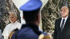 En messager de paix, le pape appelle les Libanais à rester dans leur pays