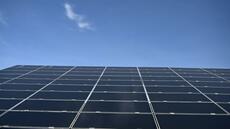 Energie: essor rapide des renouvelables, la demande de pétrole se stabilise vers 2030, selon l'AIE