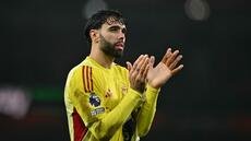 Angleterre: l'affiche Arsenal-Liverpool accouche d'une souris