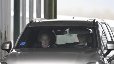 Un homme meurtri qui reconnaît des erreurs : l'ex-roi d'Espagne Juan Carlos publie ses mémoires