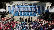 Hong Kong se rend aux urnes après un incendie meurtrier