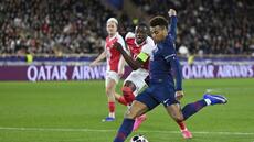 Ligue des champions: le PSG et Doué renversent Monaco mais perdent Dembélé