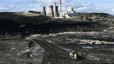 Grèce: la fermeture des centrales au lignite provoque chômage et exode