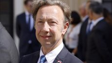 Radio: Stéphane Bern quitte Europe 1 pour ICI et le service public