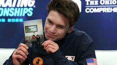 JO-2026: à Milan, Maxim Naumov patine en mémoire de ses parents