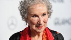 Margaret Atwood, reine des lettres canadiennes, publie ses Mémoires écarlates