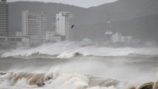 Le typhon Kalmaegi se dirige vers le Vietnam après avoir fait plus de 140 morts aux Philippines