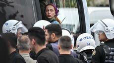 L'opération anti-LGBT+ en Turquie se poursuit, les protestations aussi