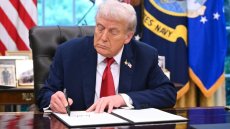 Trump annonce de nouveaux droits de douane, dont 100% pour les médicaments