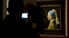 La célèbre Jeune Fille à la perle de Vermeer sera exposée au Japon en août et septembre