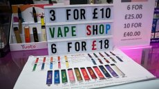 Royaume-Uni: les cigarettes électroniques jetables interdites à la vente