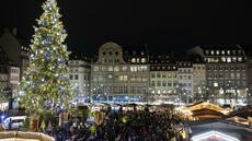 Féérique et ultrasécurisé: le marché de Noël de Strasbourg ouvre ses portes