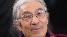 L'écrivain Boualem Sansal de retour en France, aussitôt reçu par Macron