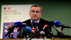 Mort de Quentin Deranque: au moins six personnes, pas encore identifiées, l'ont frappé