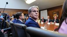 Washington menace l'Iran d'un isolement jamais vu, loin des promesses d'accord sur Ormuz