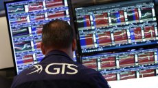 Wall Street termine sans grand entrain face aux menaces commerciales de Trump