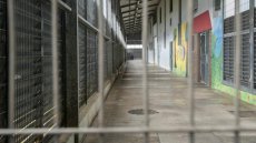 Guadeloupe: un sexagénaire braque un supermarché pour entrer en prison et retrouver son petit-fils