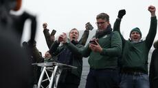 Mercosur: hourras et émotion des agriculteurs devant le Parlement européen