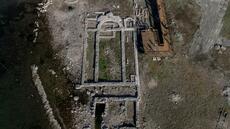 Turquie: à Iznik, la basilique sauvée des eaux, cimetière de martyrs