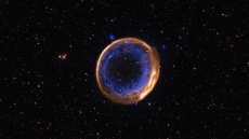 Première image des restes d'une étoile morte dans une double explosion