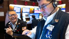 Wall Street en hausse mais les investisseurs restent méfiants à cause du budget