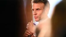 Emmanuel Macron entame une visite d'État en Chine sur fond de lourds contentieux