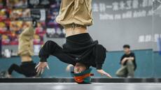 Nouvelle star du breaking, Royal veut montrer que la Chine est cool