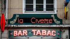 Sentiment d'abandon et perte de confiance: pourquoi la disparition des bars-tabacs favorise le RN