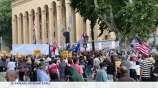 Géorgie : nouveau rassemblement devant le Parlement