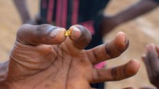L'enquête de Forbidden Stories sur les mines d'or illégales au Ghana