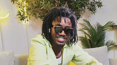 Sénégal: la star Wally Seck suspend ses activités musicales face à des rumeurs le liant à une affaire de blanchiment