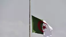Incendies en Algérie: Trois jours de deuil national...