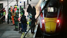 Royaume-Uni : une attaque au couteau dans un train fait plusieurs blessés