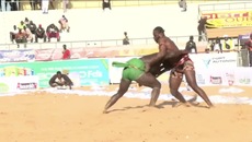 Arène nationale : Ordinateur vs Diaw 2, regardez la très belle chute (vidéo)