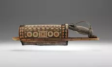 Volé en 1916, le « tambour parleur » retourne à Abidjan