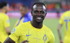 Sadio Mané décisif : Al Nassr mène à la pause grâce au Nianthio