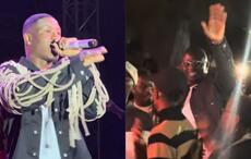 Ngagne Demba Touré aperçu au concert de Dip Doundou Guiss (vidéo)