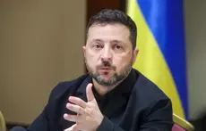 Zelensky prêt à suspendre les frappes contre les raffineries russes
