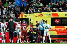 Inconscient pendant une journée et victime d’une terrible double fracture au visage: Le témoignage bouleversant du&nbsp;(…)