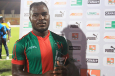 ESS: L'Ivoirien Ricky Hans Gneba paraphe son contrat...