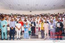Conakry : 2 000 agents de santé nouvellement intégrés pour renforcer le système de santé